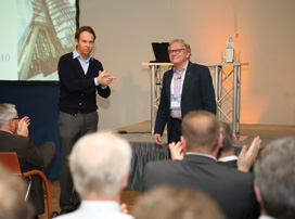 Approximately 150 managers from the entire UNIQA family participated in the ManagerCircle in 2010 in Vienna. At this event, they were brought up-to-date on the current Group strategy and corporate plans by the Group Management Board. (photo) Approximately 150 managers from the entire UNIQA family participated in the ManagerCircle in 2010 in Vienna. At this event, they were brought up-to-date on the current Group strategy and corporate plans by the Group Management Board. (photo)