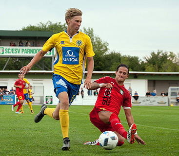 Fu&szlig;ballspiel des First Vienna FC (Foto)