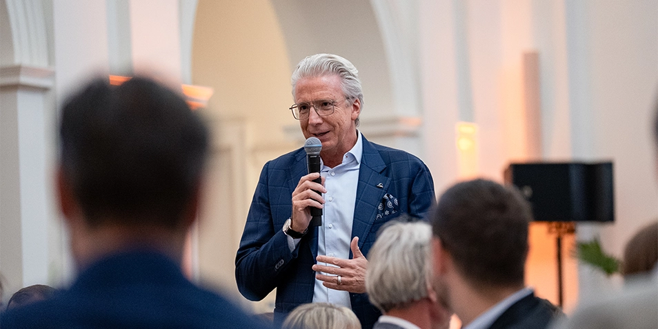 Wolfgang Kindl at the International Forum 2025, where managers from all UNIQA markets met for a strategic exchange of views